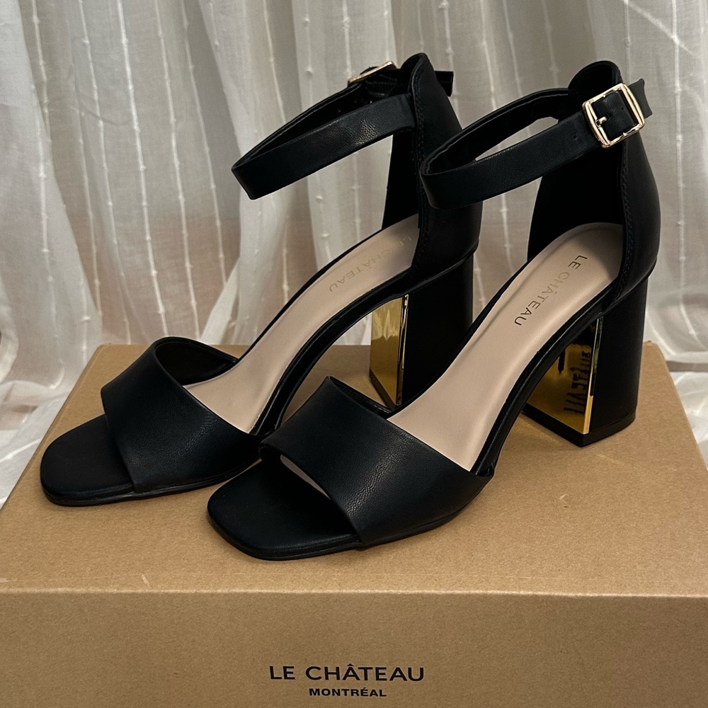 Le Chateau Block Heels